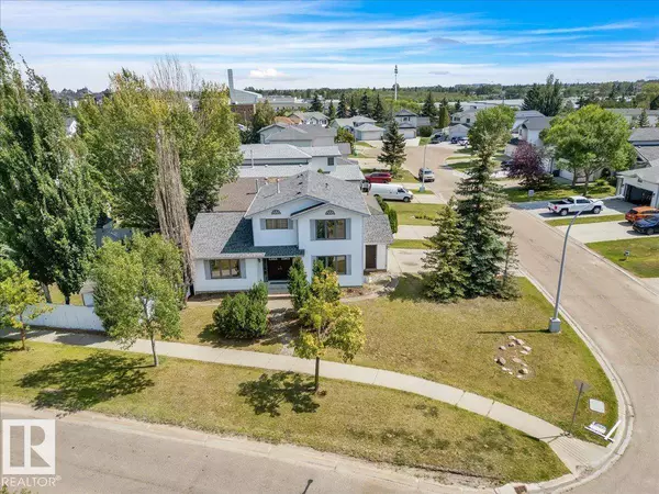 12836 144 AV NW, Edmonton, AB T6V 1C7