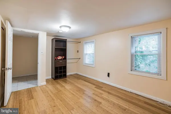 4604 KINGSESSING AVE, Philadelphia, PA 19143