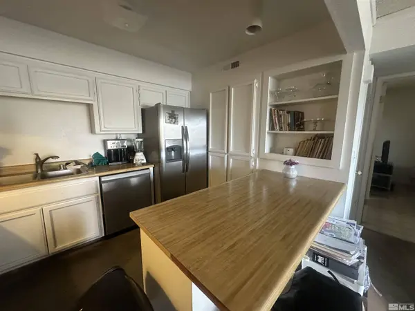 1465 E Peckham Ln #APT 37, Reno, NV 89502