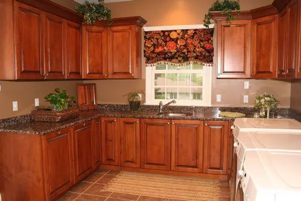 102 Vernon Ave, Hamburg Boro, NJ 07419