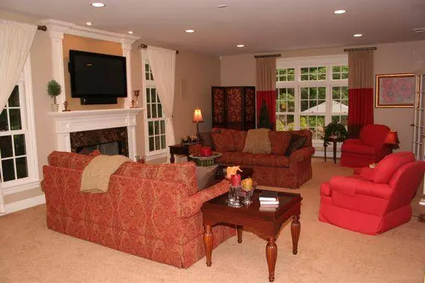 102 Vernon Ave, Hamburg Boro, NJ 07419