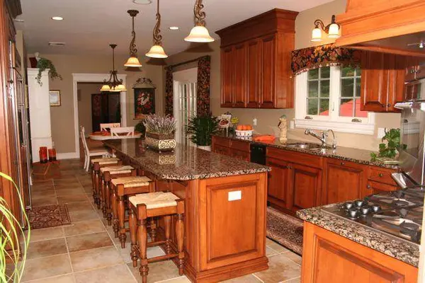 102 Vernon Ave, Hamburg Boro, NJ 07419