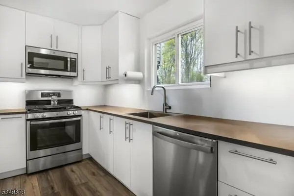 40 Wyker Rd, Franklin Boro, NJ 07416