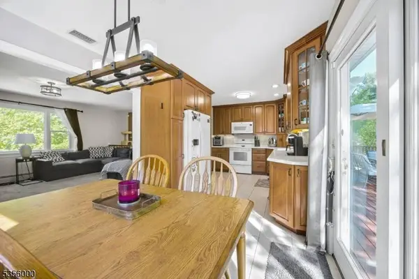 7 Bettino Dr, Ogdensburg Boro, NJ 07439