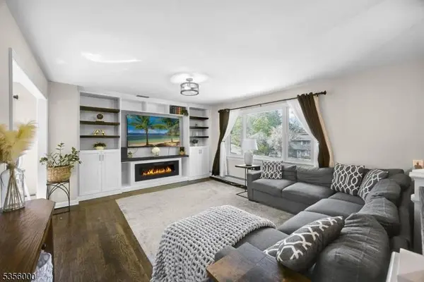 7 Bettino Dr, Ogdensburg Boro, NJ 07439