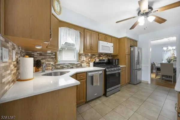 101 Pasadena Place, Hawthorne Boro, NJ 07506