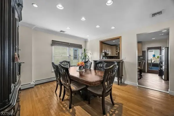 26 1St Ave, Hawthorne Boro, NJ 07506