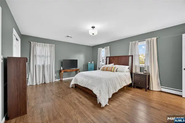 66 Ridge RD, Hawthorne, NJ 07506