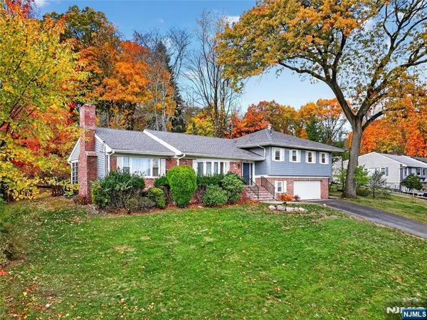 66 Ridge RD, Hawthorne, NJ 07506
