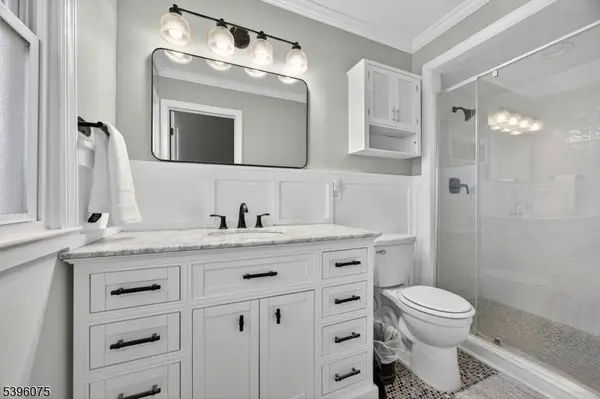 66 Ridge Rd, Hawthorne Boro, NJ 07506