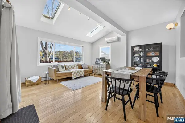 47 Shore TRL, Hardyston, NJ 07460