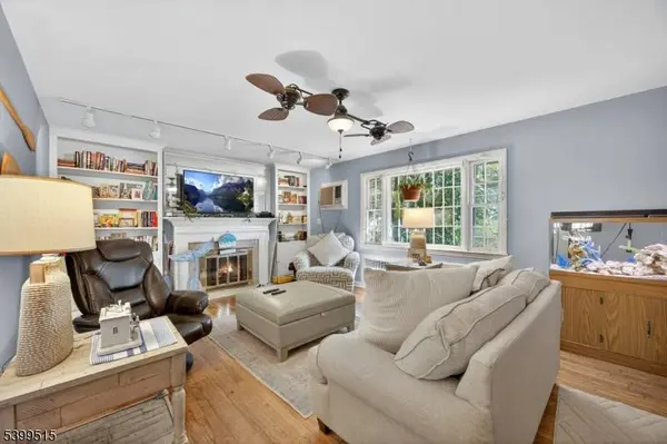 370 Goffle Rd, Hawthorne Boro, NJ 07506