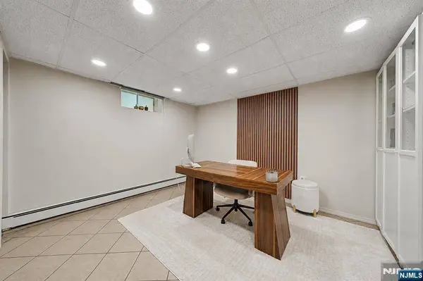 949 Rockport RD, Hackettstown, NJ 07840