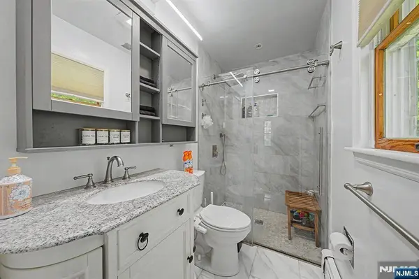 949 Rockport RD, Hackettstown, NJ 07840