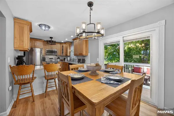 14 Bettino DR, Ogdensburg, NJ 07439