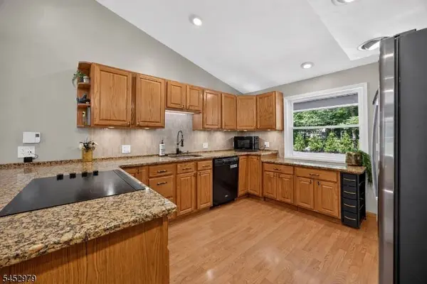 17 Birch Dr, Vernon Twp., NJ 07422