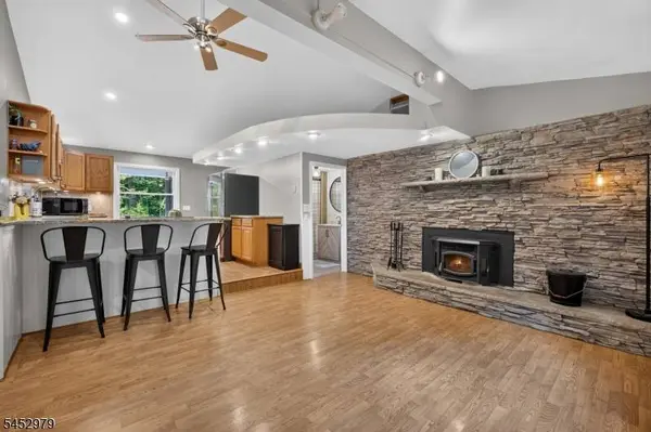 17 Birch Dr, Vernon Twp., NJ 07422