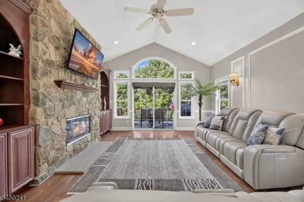 81 Bracken Hill Rd, Hardyston Twp., NJ 07419