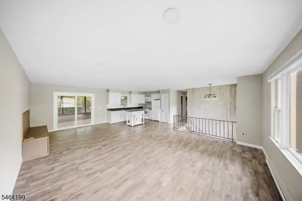 52 Lounsberry Hollow Rd, Vernon Twp., NJ 07461