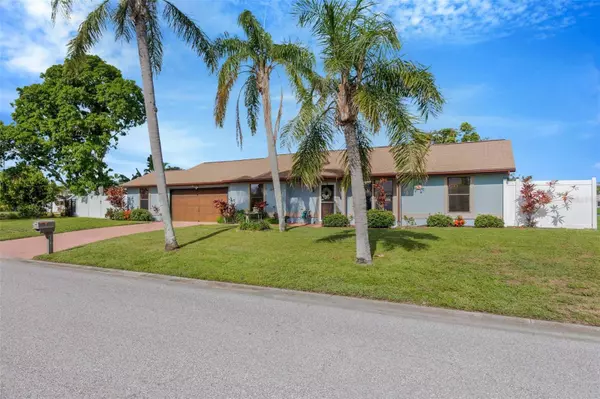 3302 69TH ST W, Bradenton, FL 34209