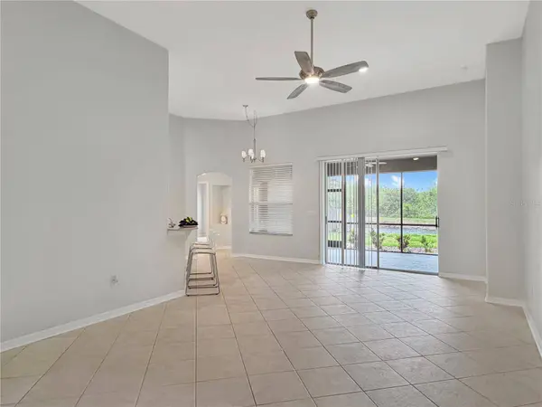 6817 CROMWELL GARDEN DR, Apollo Beach, FL 33572