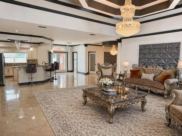 5550 64TH AVE N, Pinellas Park, FL 33781