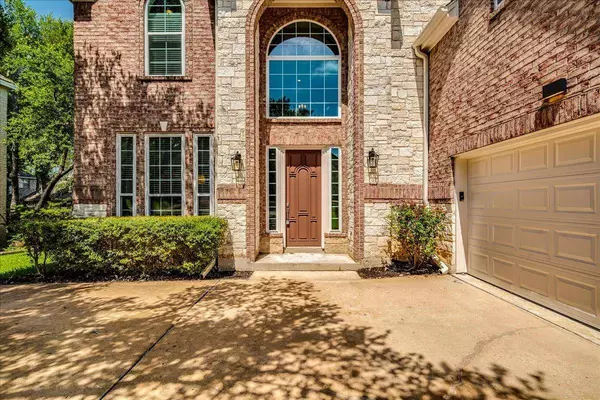 2804 Forest Green DR, Round Rock, TX 78665
