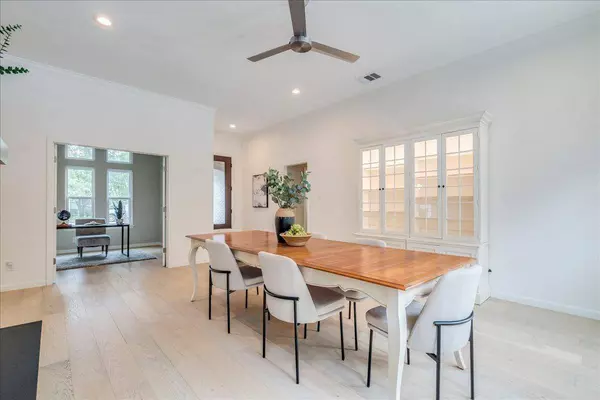 9110 Scotsman DR, Austin, TX 78750