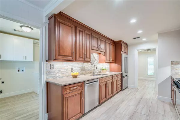 3916 Cordova DR, Austin, TX 78759