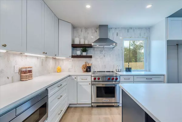 12303 Bar X DR, Austin, TX 78727