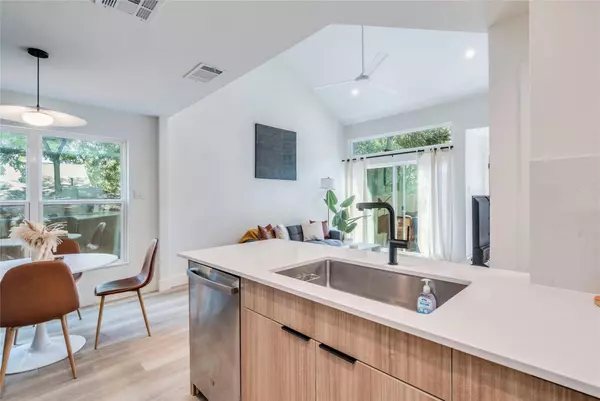 1902 Albury CV #C, Austin, TX 78758