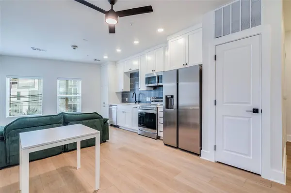 3000 Duval ST #207, Austin, TX 78705