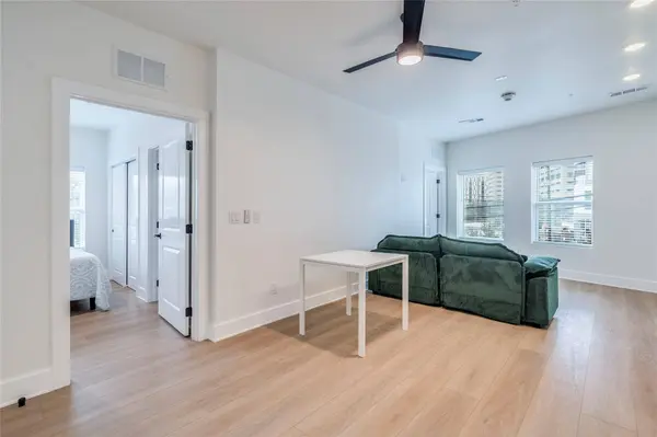 3000 Duval ST #207, Austin, TX 78705