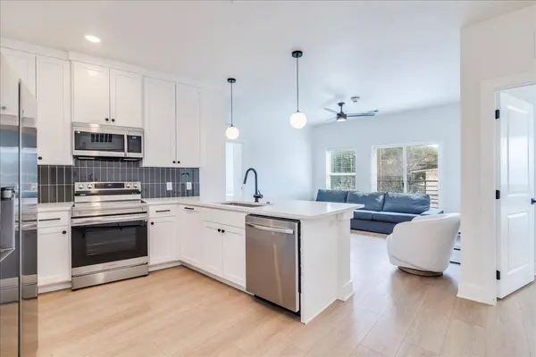 3000 Duval ST #303, Austin, TX 78705