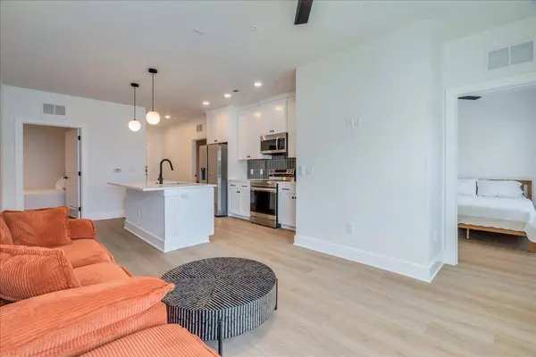 3000 Duval ST #302, Austin, TX 78705