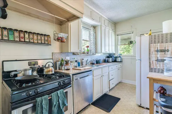 1103 W. 22ND ST #B, Austin, TX 78705