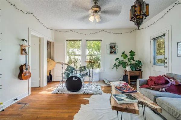 1103 W. 22ND ST #B, Austin, TX 78705