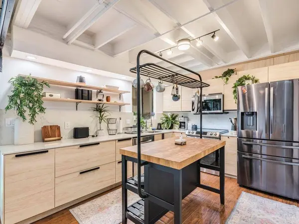 500 E Riverside DR #206, Austin, TX 78704