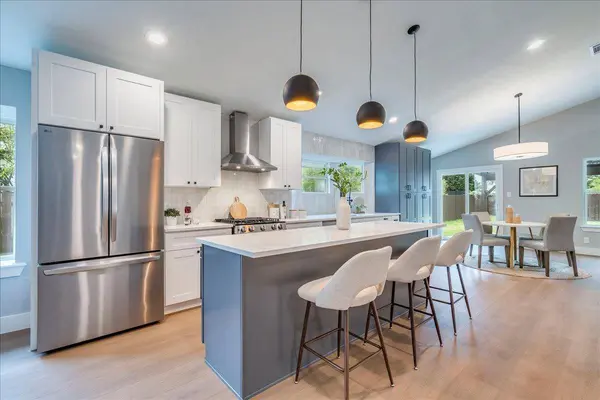 802 Brook Meadow TRL, Cedar Park, TX 78613