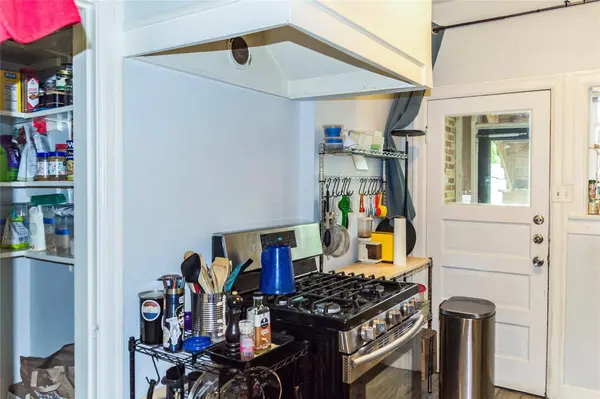 1918 Robbins PL #A, Austin, TX 78705