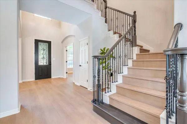1109 Hillridge DR, Round Rock, TX 78665