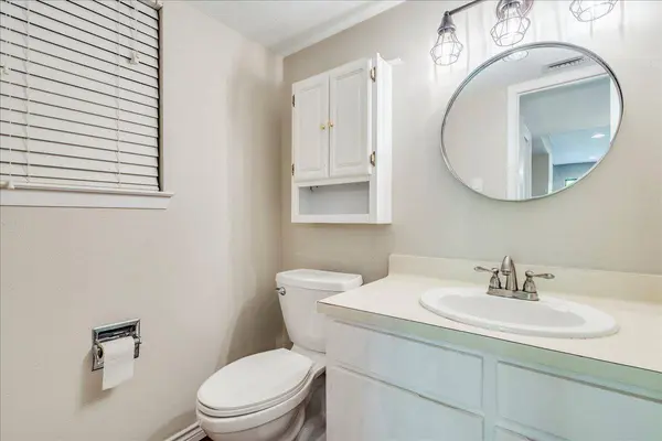 1411 Norwalk LN #207, Austin, TX 78703
