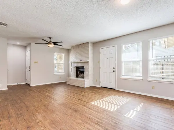1110 Hyridge ST, Round Rock, TX 78664