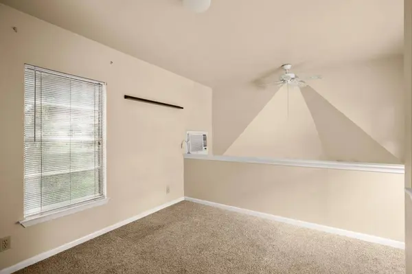 3302 Hemlock Ave #B, Austin, TX 78722