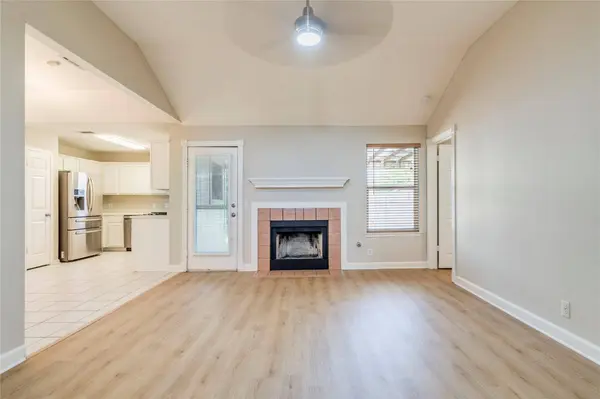 913 Jasmine TRL, Georgetown, TX 78626