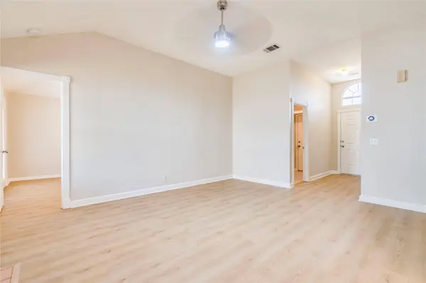 913 Jasmine TRL, Georgetown, TX 78626