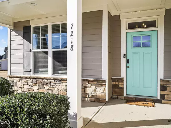 7218 Cabernet Franc Drive, Willow Springs, NC 27592