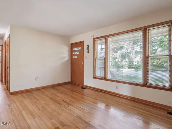 1059 S Hollybrook RD, Wendell, NC 27591