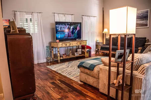 6054 Andhurst Drive, Gulf Shores, AL 36542