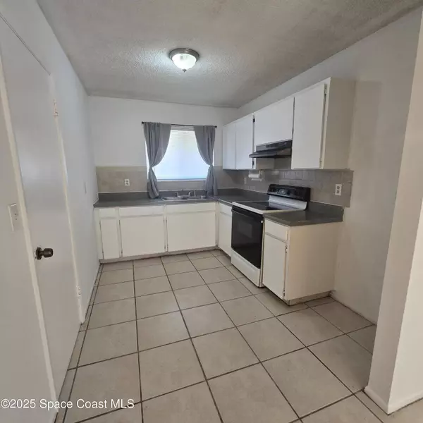 1124 Wabash RD SE, Palm Bay, FL 32909